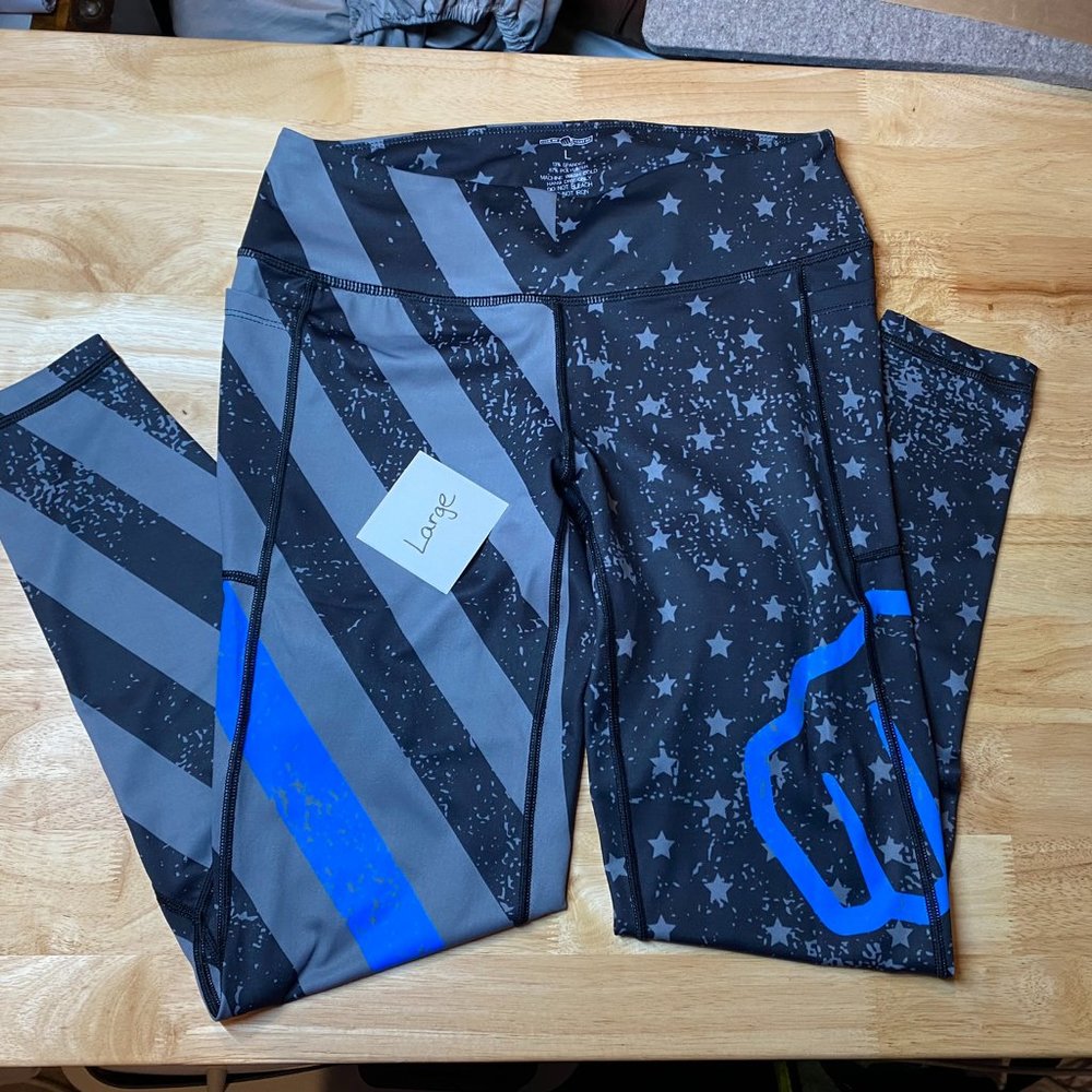 Feed Me Fight Me - FMFM Leggings - Large - Blue Line NWoT